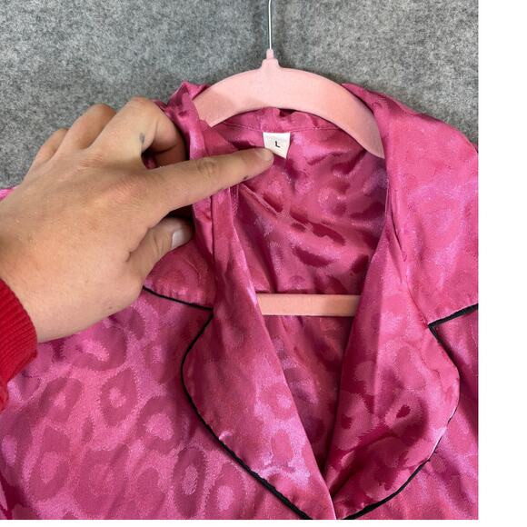 VINTAGE Pajama Top Womens Large Pink Leopard Jacquard Short Sleeve Lounge Shirt - Picture 6 of 6
